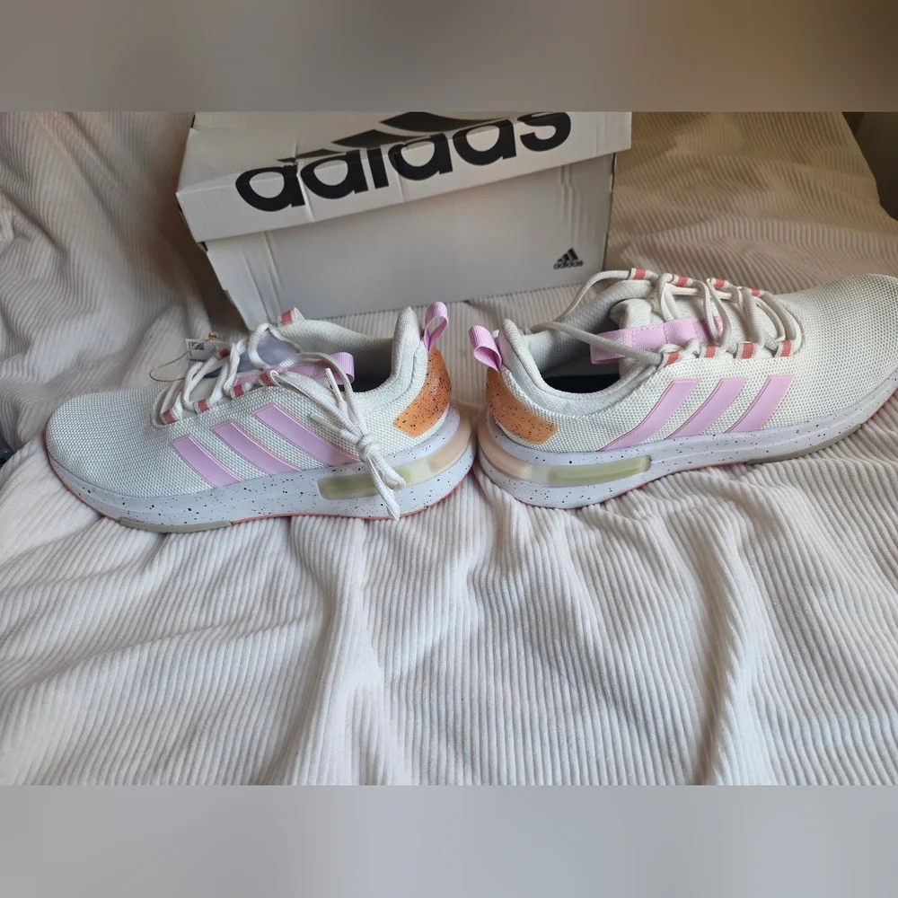 Adidas Women's Racer TR23 'Off White Orchid Fusion' Sz 9 Nwt In Box